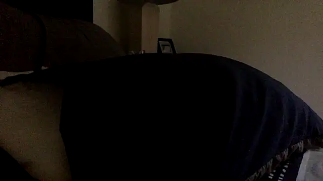 Snapshot of blusky07 chatting on 09-25-25, 12:55 blusky07 online show from 09-25-25, 12:55