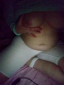 Snapshot of CHahed-5 chatting on 11-10-25, 10:26 CHahed-5 online show from 11-10-25, 10:26