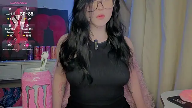 hornyprincess19 online show from 02-14-26, 09:20