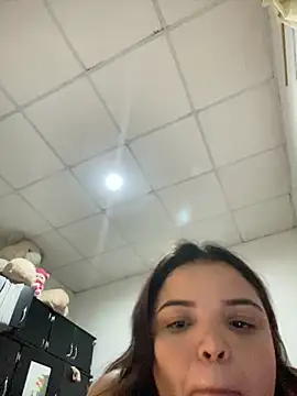 Snapshot of sofilop chatting on 10-30-25, 04:22 sofilop online show from 10-30-25, 04:22