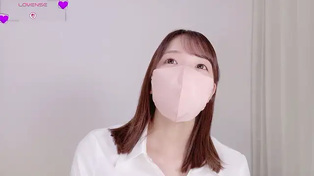 Mayu o19o online show from 06-19-26, 10:10