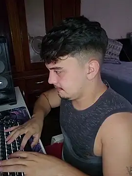 Yunan00 online show from 04-25-26, 04:26