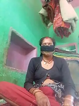 CUTE-004 online show from 04-12-26, 08:50