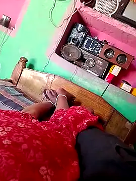 CUTE-004 online show from 04-06-26, 04:57