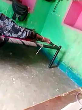 CUTE-004 online show from 04-07-26, 05:31