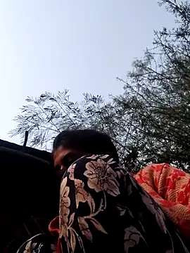 Janvi Jaitly online show from 12-23-25, 01:16