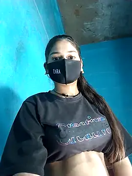 Snapshot of Janvi_Jaitly chatting on 09-10-25, 11:31 Janvi Jaitly online show from 09-10-25, 11:31