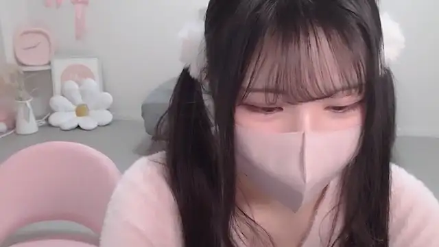 Snapshot of moka-neko chatting on 01-17-26, 01:26 moka-neko online show from 01-17-26, 01:26