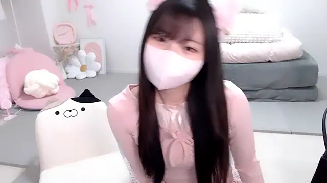 moka-neko online show from 11-19-25, 05:13