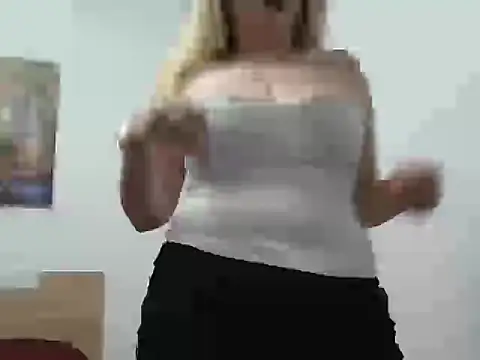 LanaFoxx online show from 02-02-26, 07:07