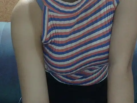 Snapshot of SEXYGUDIYA chatting on 04-16-26, 10:34 SEXYGUDIYA online show from 04-16-26, 10:34