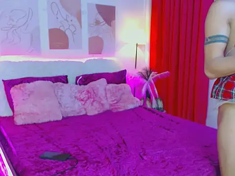 Alluring Carmela online show from 10-04-25, 06:20