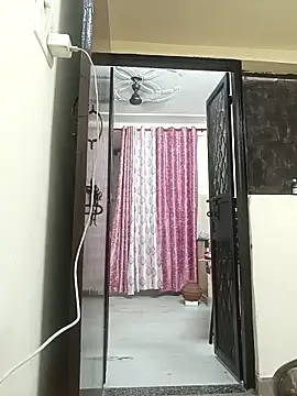 Snapshot of Your-vipasha chatting on 10-05-25, 03:25 Your-vipasha online show from 10-05-25, 03:25