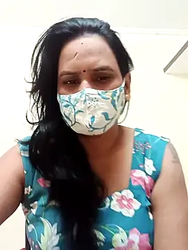 Snapshot of Your-vipasha chatting on 10-15-25, 08:33 Your-vipasha online show from 10-15-25, 08:33