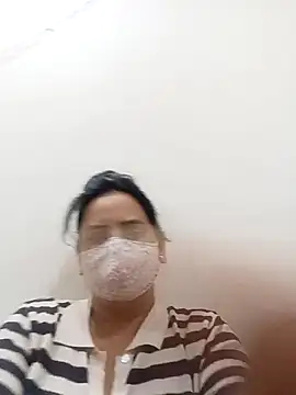 Snapshot of Your-vipasha chatting on 10-02-25, 06:44 Your-vipasha online show from 10-02-25, 06:44