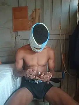 Snapshot of SeductiveDick1997 chatting on 06-18-26, 09:47 SeductiveDick1997 online show from 06-18-26, 09:47