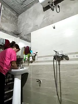 Snapshot of siki-00 chatting on 02-11-26, 11:32 siki-00 online show from 02-11-26, 11:32