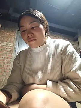 Snapshot of siki-00 chatting on 11-30-25, 01:34 siki-00 online show from 11-30-25, 01:34