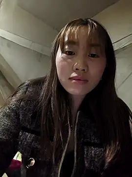 Snapshot of siki-00 chatting on 01-15-26, 02:20 siki-00 online show from 01-15-26, 02:20