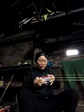 Snapshot of siki-00 chatting on 11-20-25, 02:56 siki-00 online show from 11-20-25, 02:56