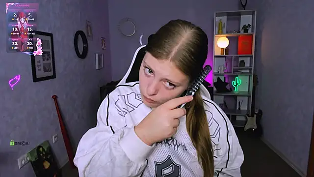 Snapshot of melani_bumm chatting on 09-22-25, 05:46 melani bumm online show from 09-22-25, 05:46