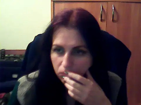 Snapshot of Lamevia chatting on 10-31-25, 10:05 Lamevia online show from 10-31-25, 10:05