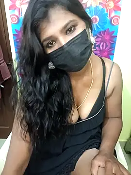 Snapshot of Divya_Spandhana_90 chatting on 10-13-25, 05:47 Divya Spandhana 90 online show from 10-13-25, 05:47