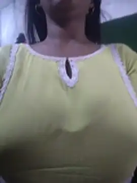 Snapshot of your_favourite_bhabhi chatting on 07-03-26, 07:04 your favourite bhabhi online show from 07-03-26, 07:04