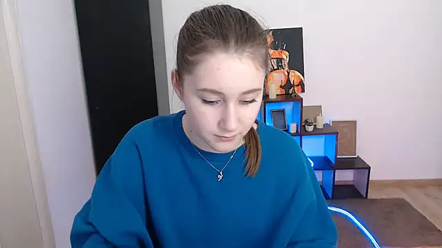 Milka kamila online show from 02-17-26, 01:30