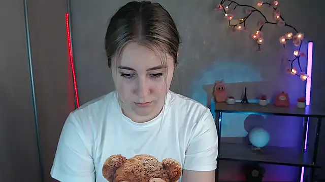 Milka kamila online show from 06-11-26, 12:57