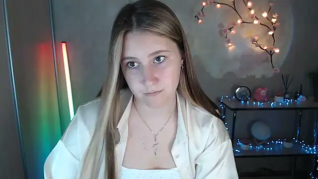 Milka kamila online show from 07-15-26, 12:12