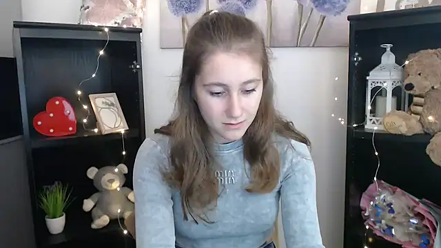 Snapshot of Milka_kamila chatting on 10-03-25, 12:28 Milka kamila online show from 10-03-25, 12:28