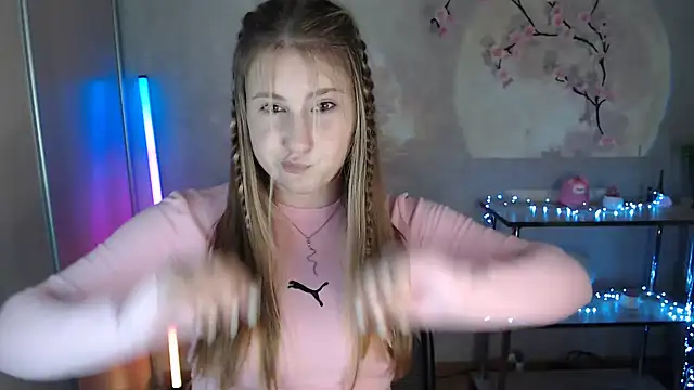 Milka kamila online show from 07-13-26, 12:48