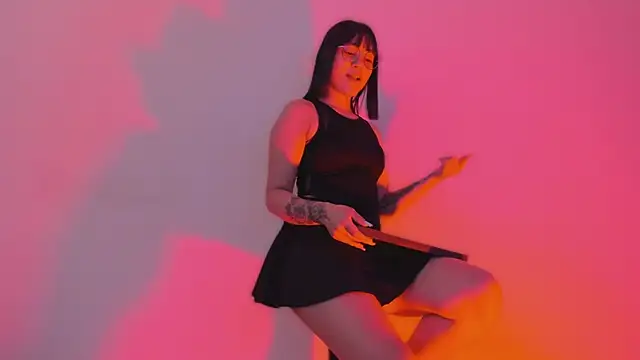 AnnaraLein online show from 01-11-26, 03:57