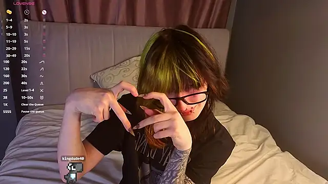 KandraCruser online show from 11-19-25, 08:09