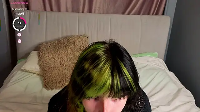 KandraCruser online show from 10-19-25, 08:11