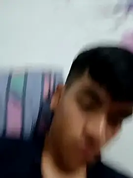 Snapshot of DavidVergagigante420 chatting on 02-19-26, 07:05 DavidVergagigante420 online show from 02-19-26, 07:05