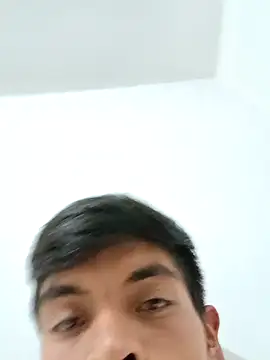 Snapshot of DavidVergagigante420 chatting on 10-22-25, 04:45 DavidVergagigante420 online show from 10-22-25, 04:45