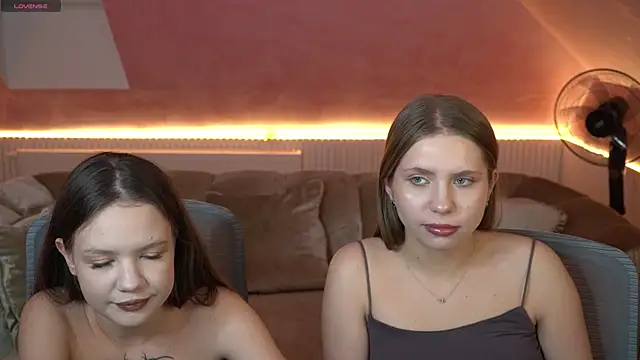 Tiana Princesss online show from 11-27-25, 03:34