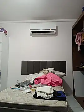 ApenasLys online show from 02-21-26, 12:12