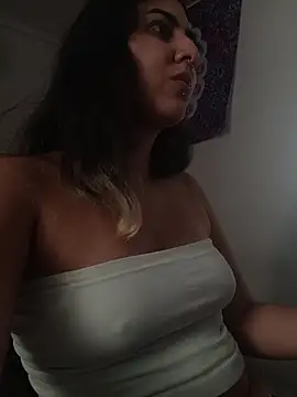 ApenasLys online show from 01-06-26, 03:05