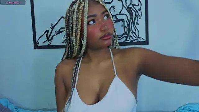 SophiaBloss online show from 03-06-26, 03:18