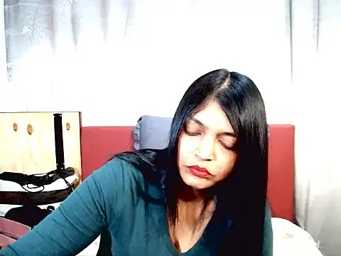 Snapshot of IndianAlisha chatting on 11-13-25, 06:12 IndianAlisha online show from 11-13-25, 06:12