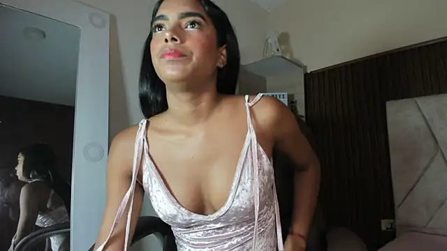 Catalleya flower online show from 11-15-25, 01:37