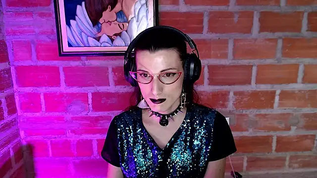 Moira-Hot online show from 06-27-26, 04:07