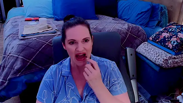 ninajaymes online show from 07-12-26, 07:37