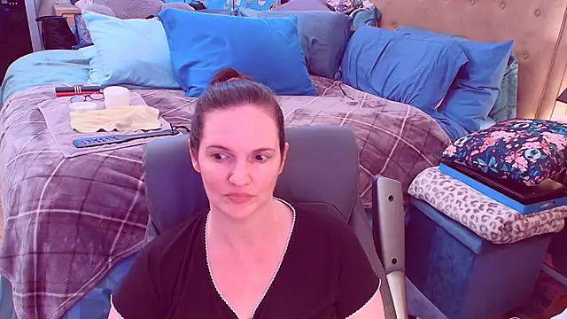 ninajaymes online show from 02-12-26, 07:35