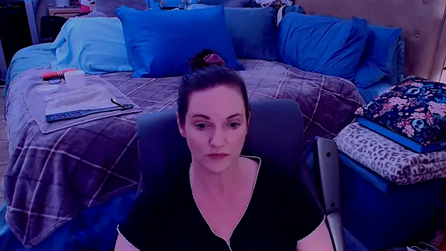 ninajaymes online show from 05-11-26, 09:45