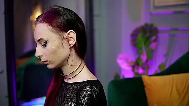 SaraiAngel online show from 11-05-25, 10:02