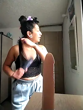 Coralaine 96 online show from 02-24-26, 07:48